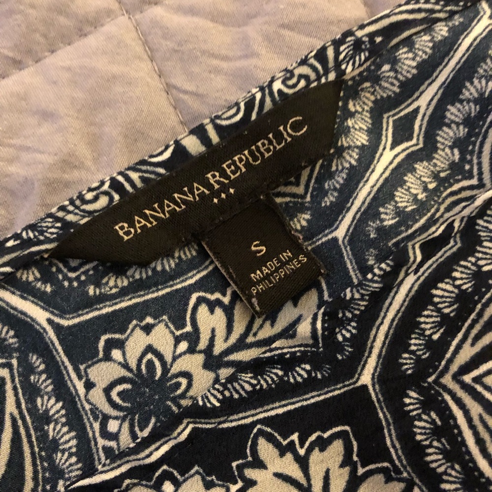 Blue prints banana republic shirt